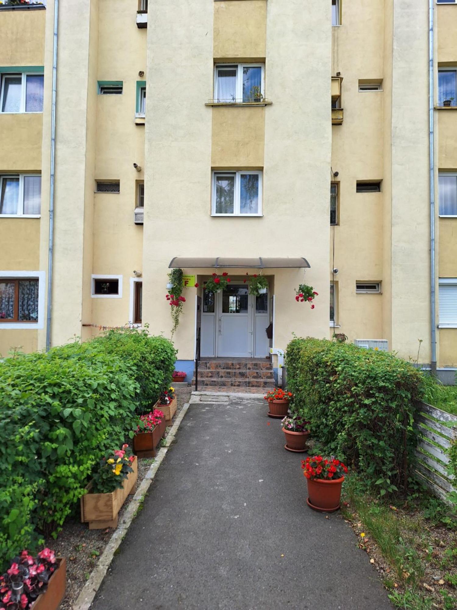 Aldine Comfort : Entire Apartment With 2 Bedrooms Sibiu Eksteriør bilde